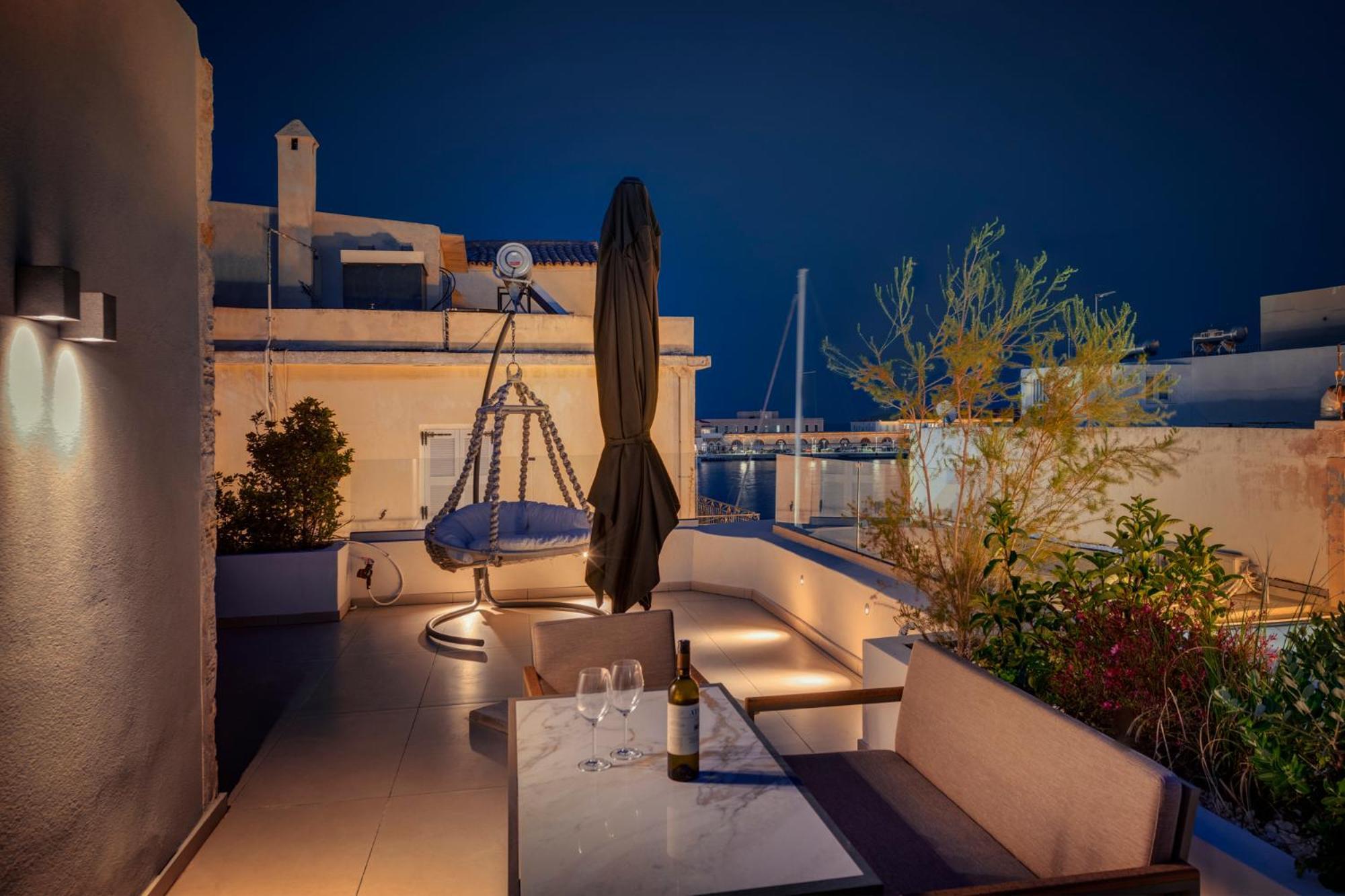 إرموبولّي Ninemian Suites Syros المظهر الخارجي الصورة
