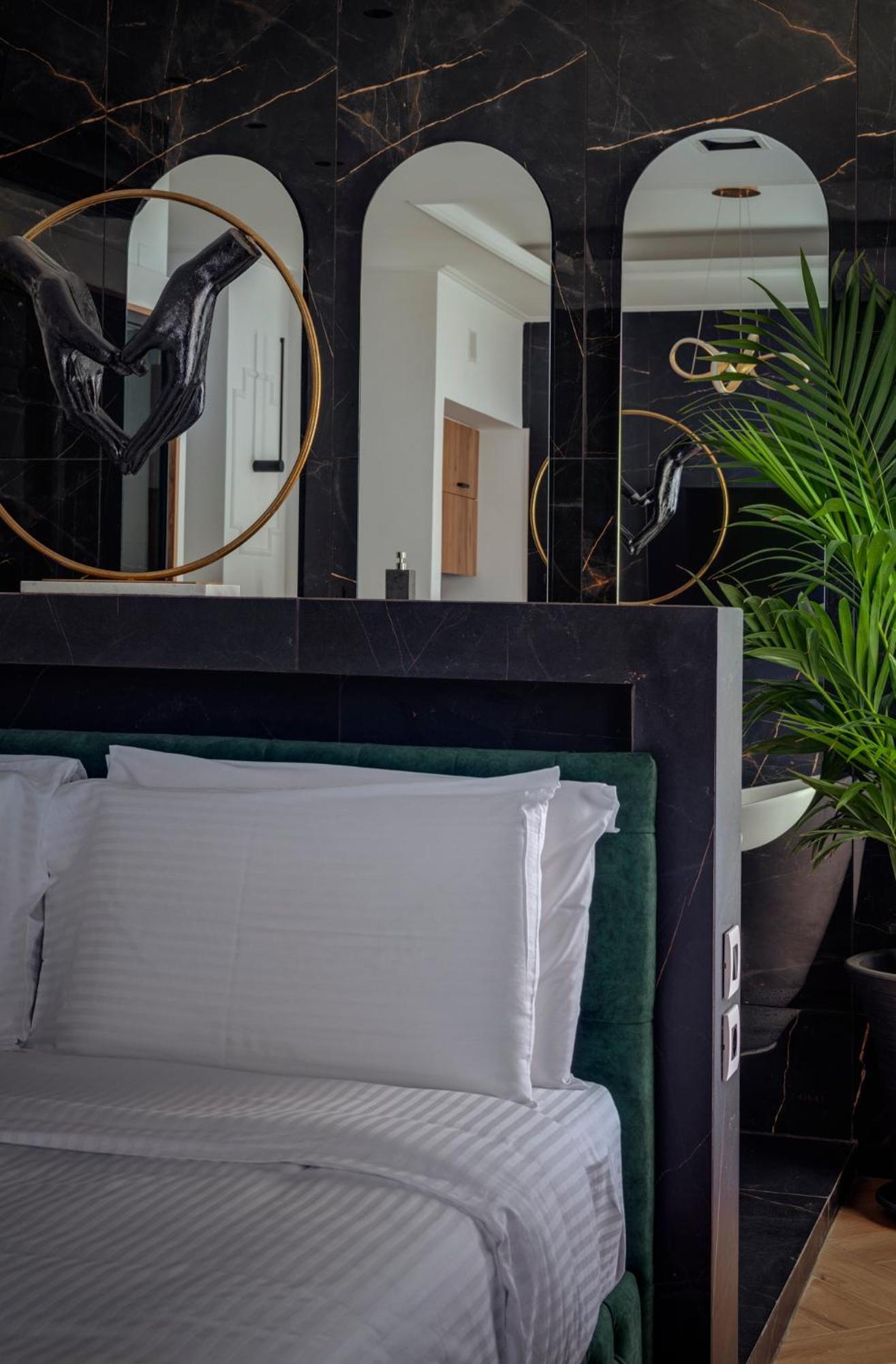 إرموبولّي Ninemian Suites Syros المظهر الخارجي الصورة