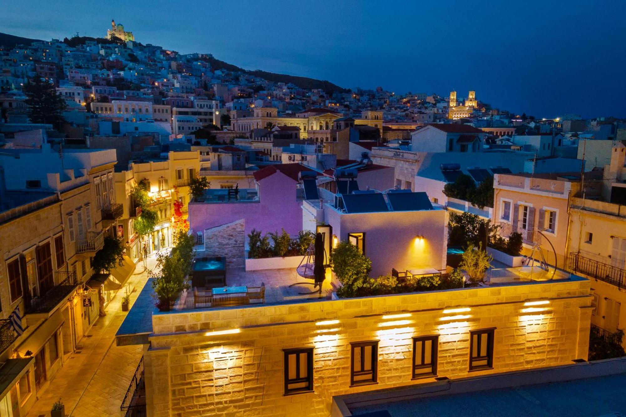 إرموبولّي Ninemian Suites Syros المظهر الخارجي الصورة